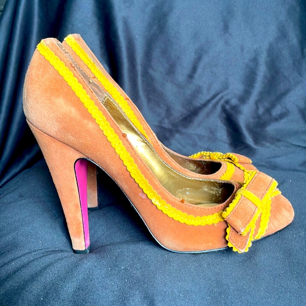 Betsy Johnson Suede and Patent Leather Pump